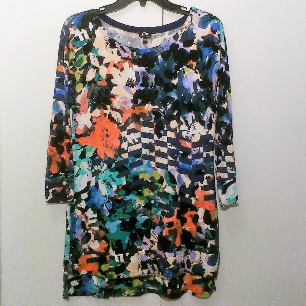 Cable & Gauge Stretch Knit Floral Top